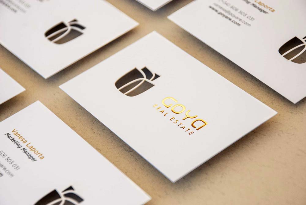 proyecto giset design goya real estate logo y identidad corporativa tarjeta de visita original con troquel